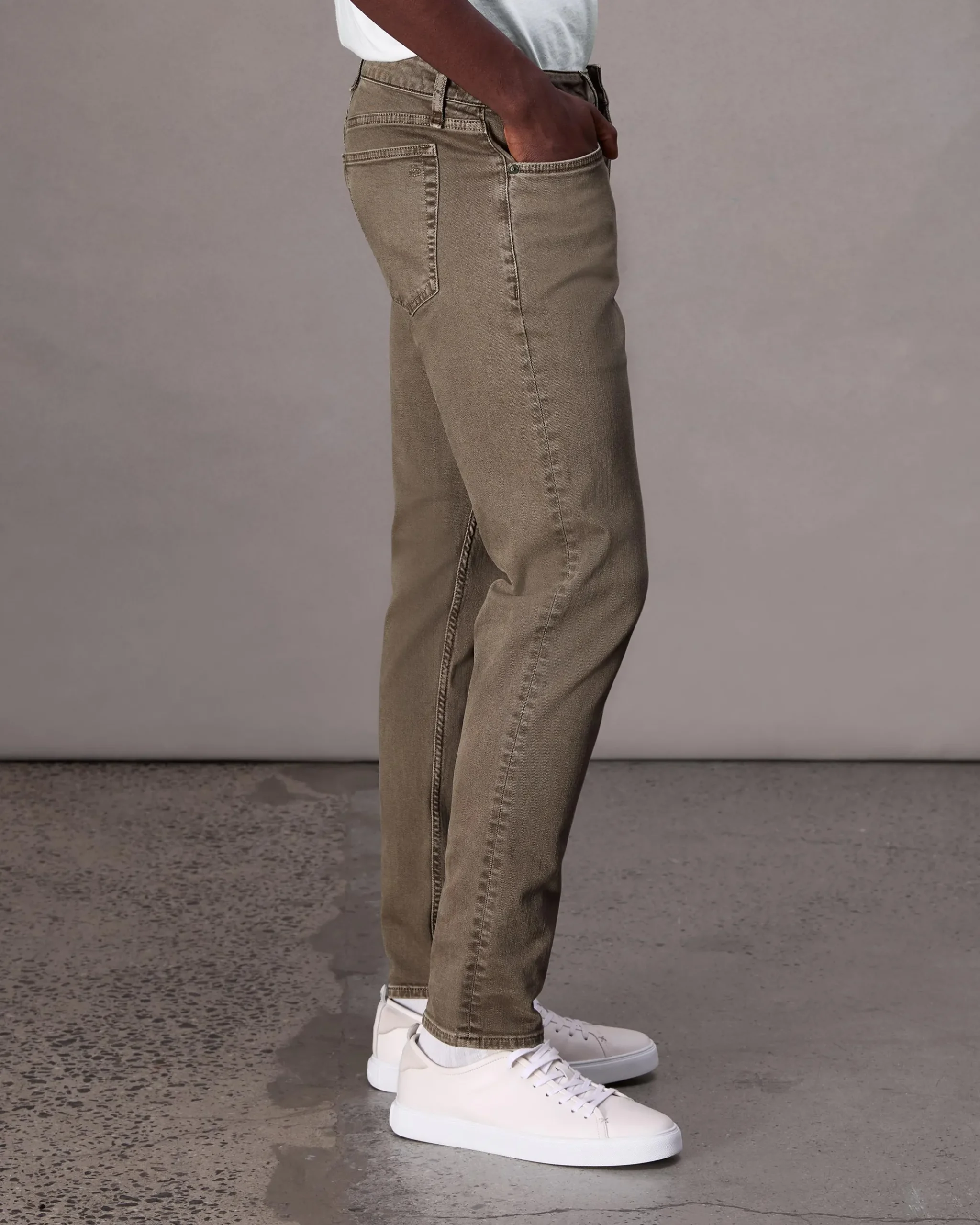 rag & bone Fit 3 Athletic Fit Jean Ash Brown Discount