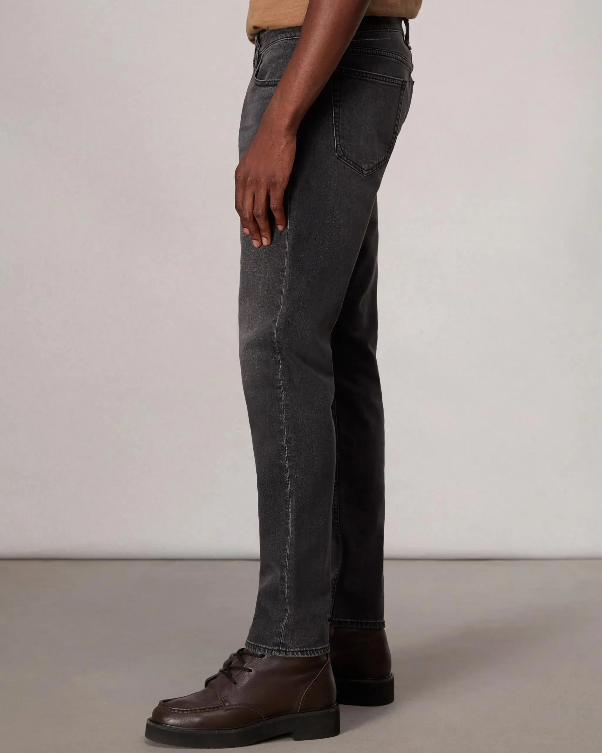 rag & bone Fit 3 Athletic Fit Jean Ashland Store