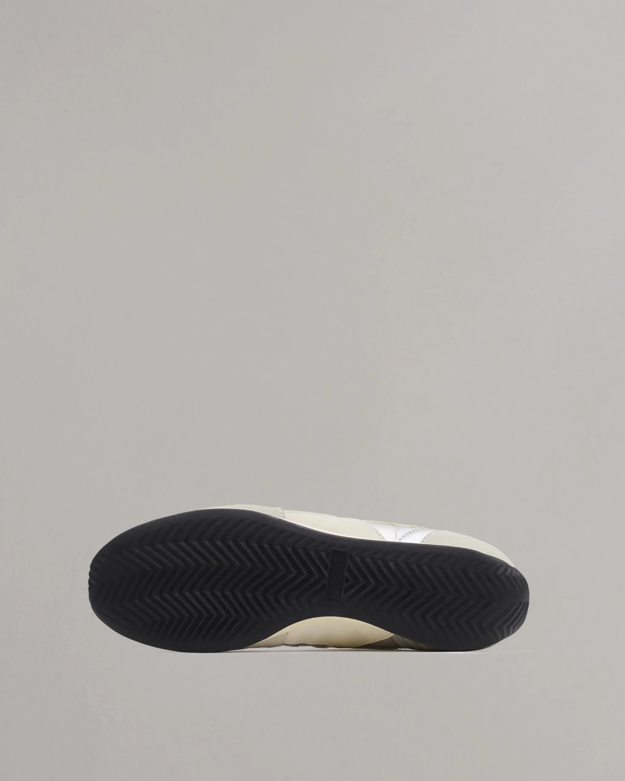 rag & bone Slim Retro Runner Sneaker Silver Sale