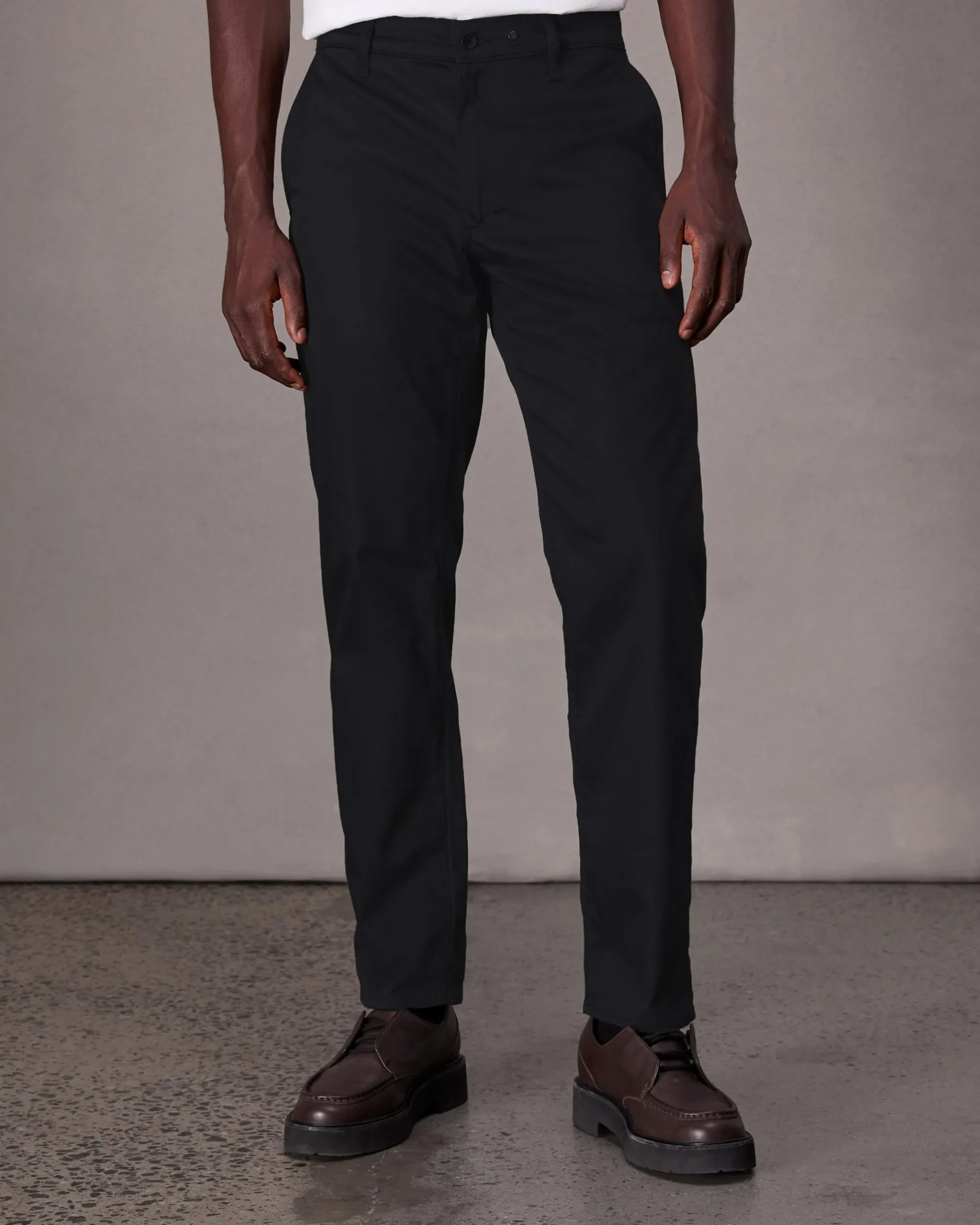 rag & bone Standard Chino Pant Black Online