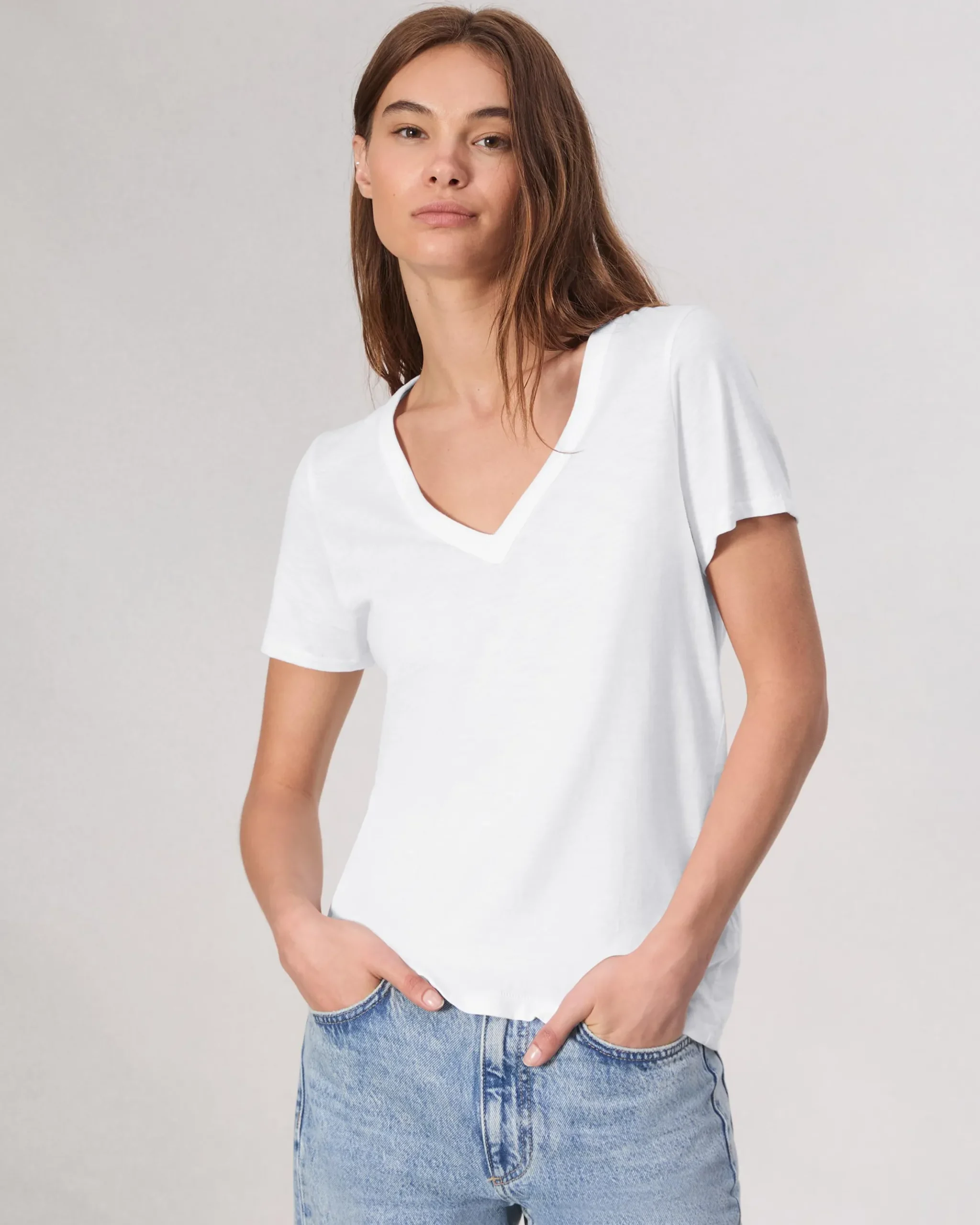 rag & bone The Slub Vee Bright White Sale